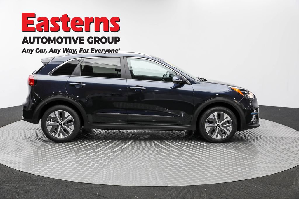 Used 2021 Kia Niro EX w/ Cold Weather Package image 4