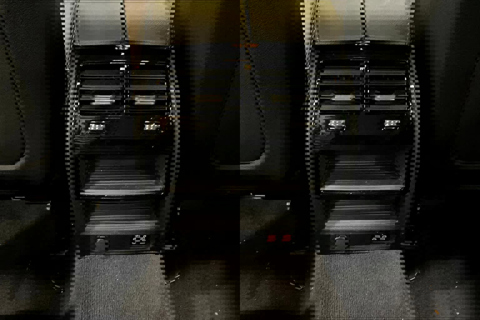 Used 2021 BMW 530i xDrive w/ M Sport Package image 37