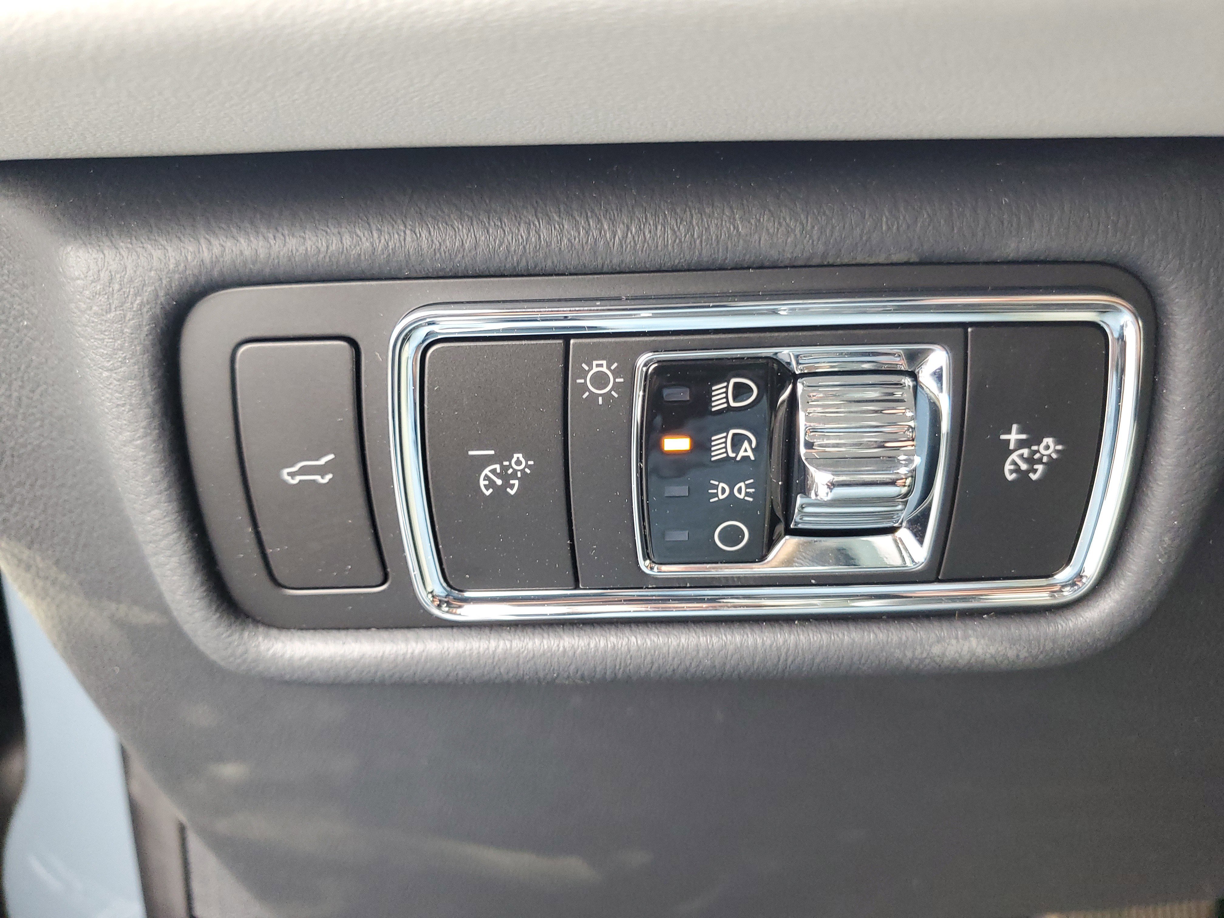 New 2026 Lincoln Aviator AWD image 13