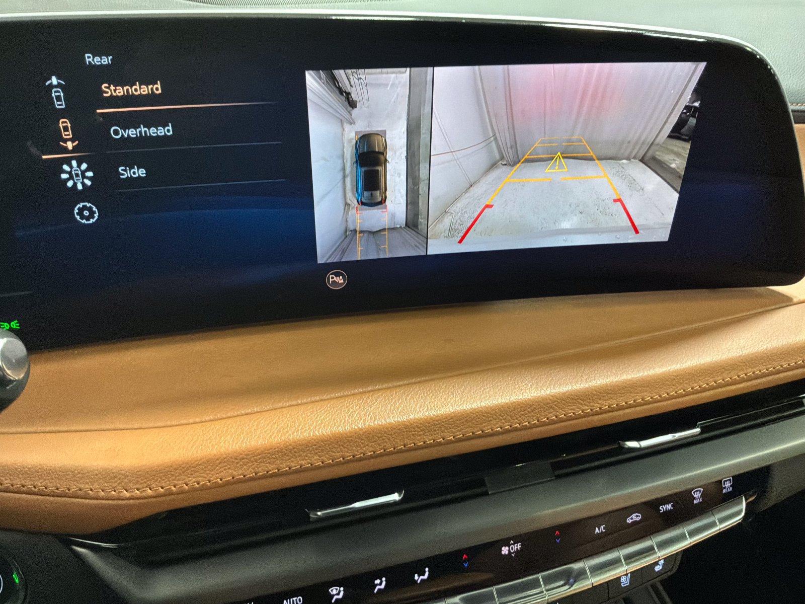 Used 2024 Cadillac XT4 Premium Luxury w/ Active Safety Package AWD/4WD image 22