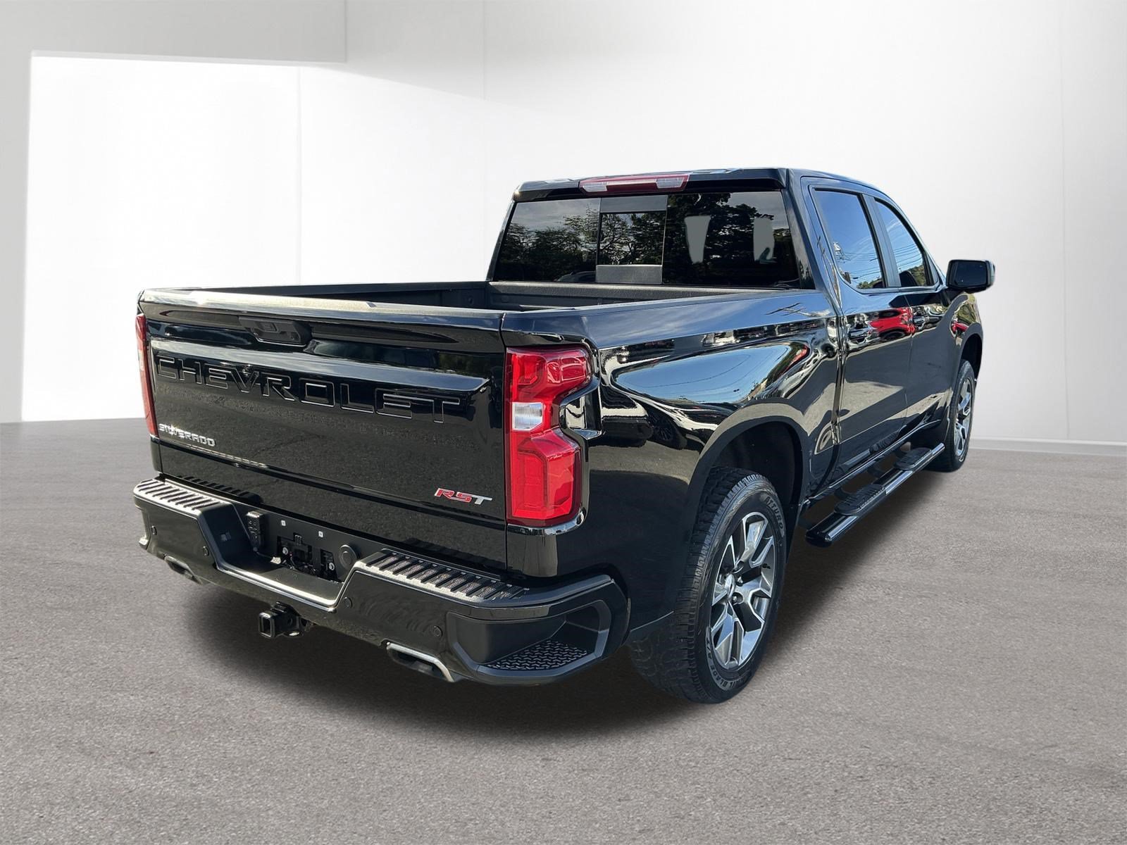 Used 2022 Chevrolet Silverado 1500 RST w/ RST All Star Premium Package AWD/4WD image 10