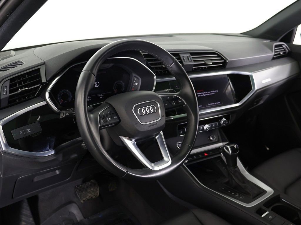 Used 2023 Audi Q3 2.0T Premium Plus w/ Premium Plus Package AWD/4WD image 29