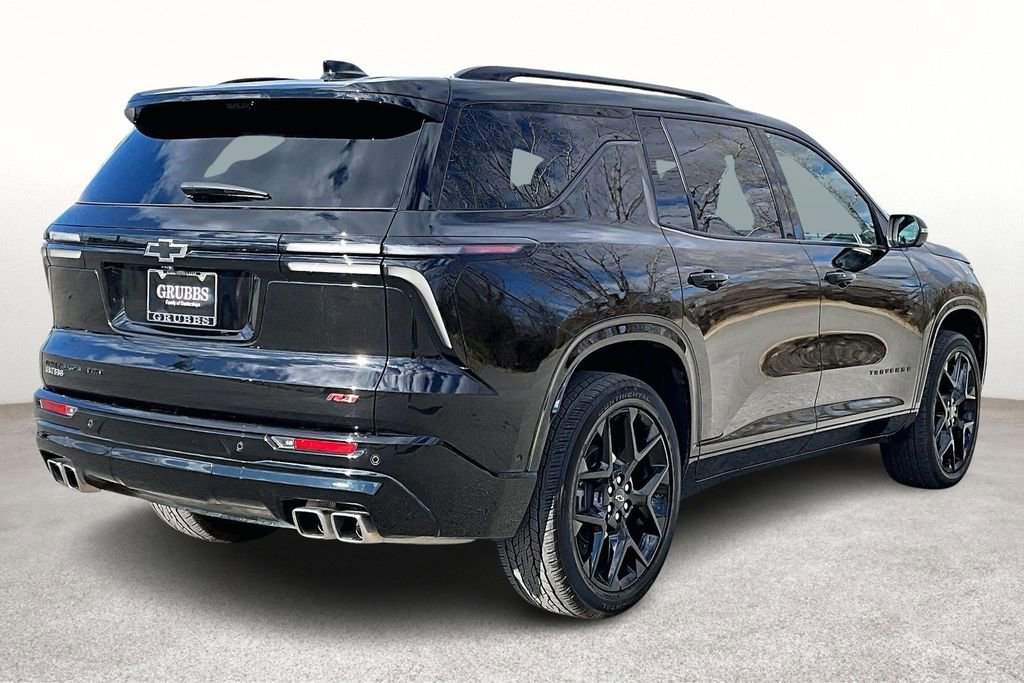 Used 2024 Chevrolet Traverse RS w/ LPO, Floor Liner Package AWD/4WD image 2