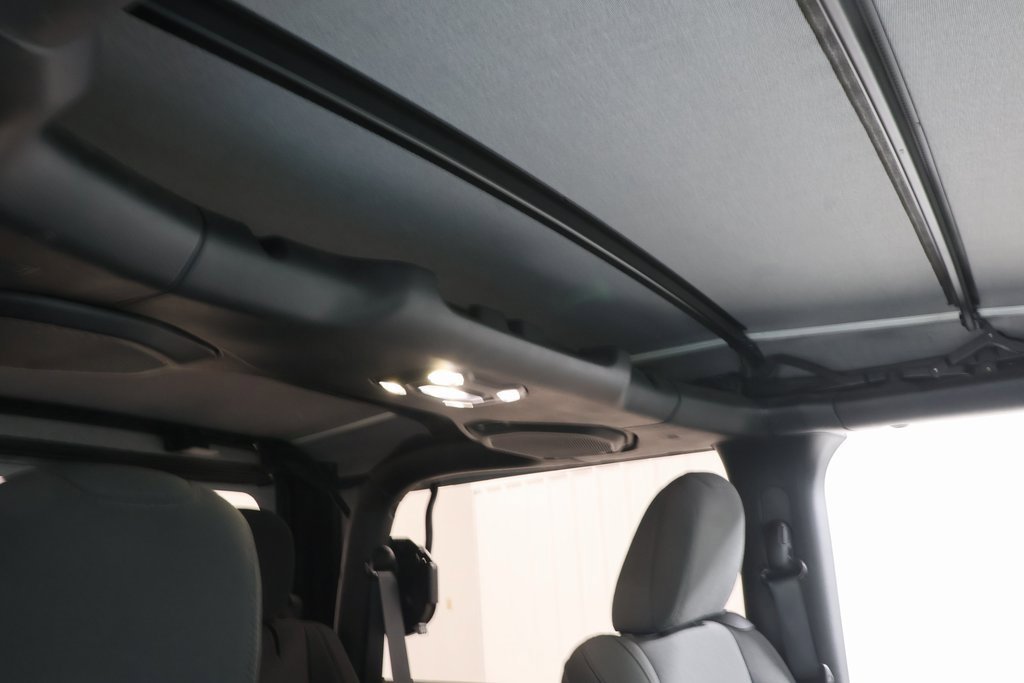 Used 2023 Jeep Wrangler Sport image 24