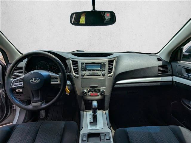 Used 2013 Subaru Outback 2.5i Premium w/ Popular Pkg 3 AWD/4WD image 10