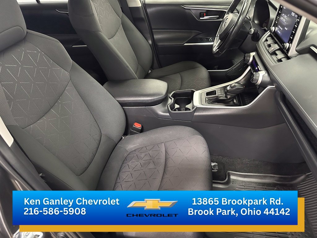 Used 2019 Toyota RAV4 XLE w/ Convenience Package AWD/4WD image 23