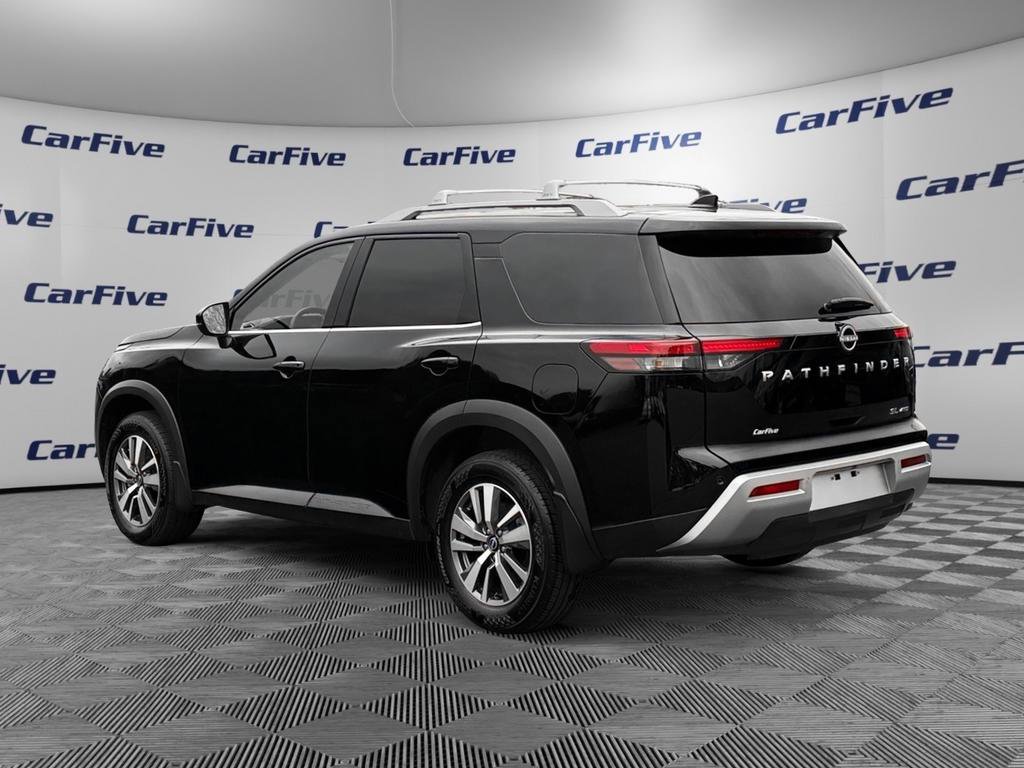 Used 2025 Nissan Pathfinder SL AWD/4WD image 3