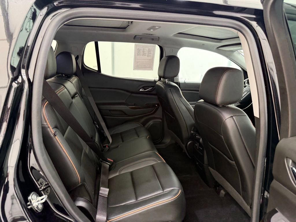 Used 2021 GMC Acadia AT4 w/ GMC Pro Grade Package image 22