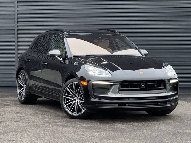 New 2026 Porsche Macan Turbo AWD/4WD image 9