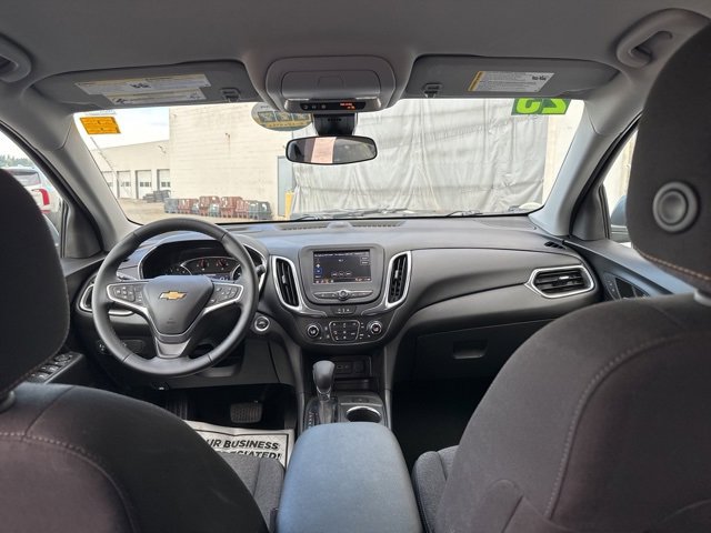 Used 2023 Chevrolet Equinox LT image 27