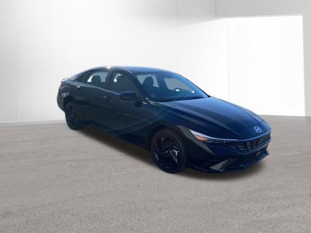 New 2026 Hyundai Elantra SEL Sport image 7