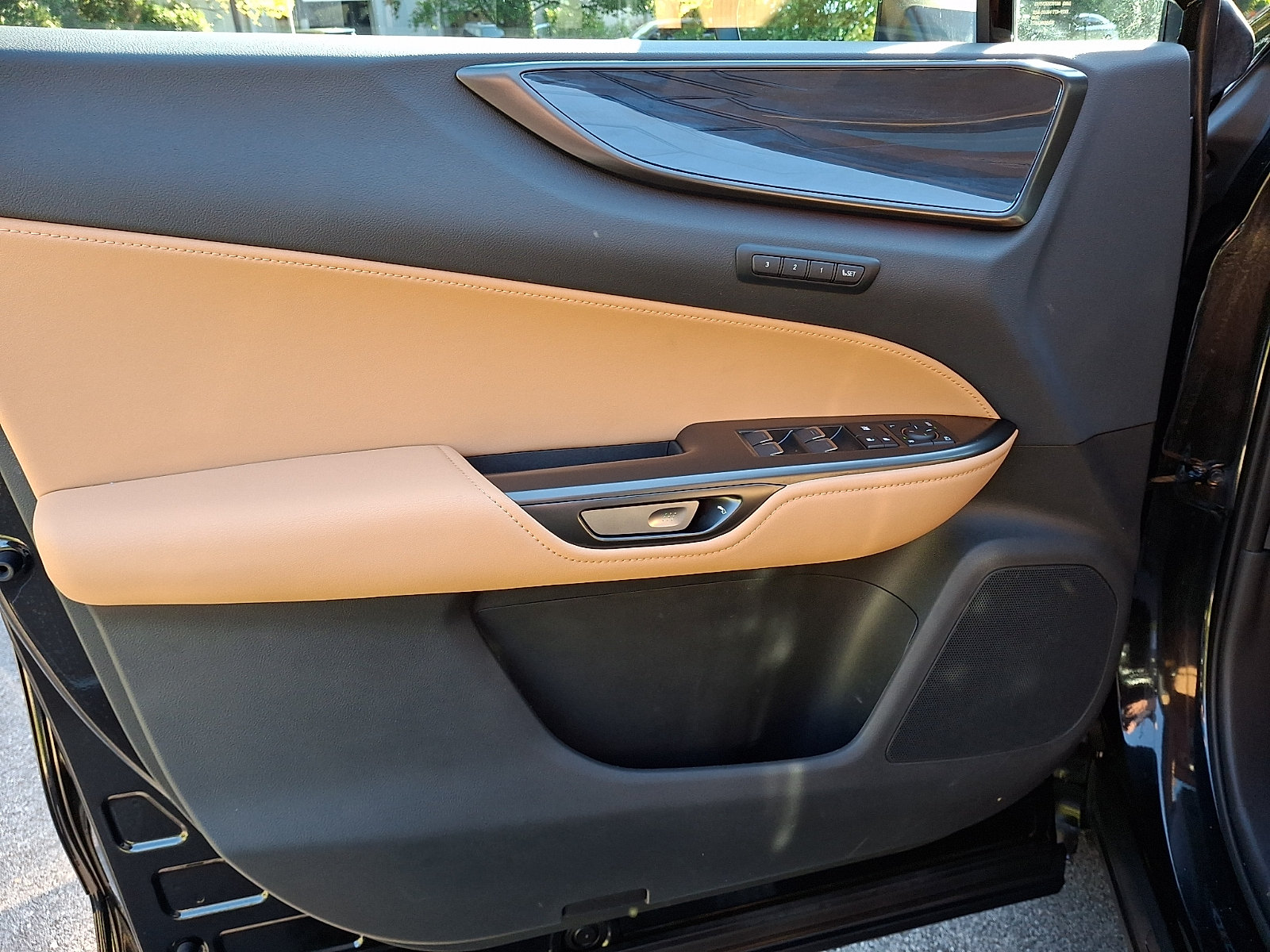 Certified 2025 Lexus NX 350 AWD w/ Accessory Package (2T) image 13