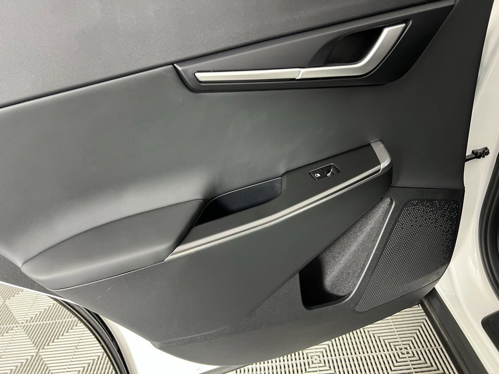 Used 2024 Kia EV6 Light image 28