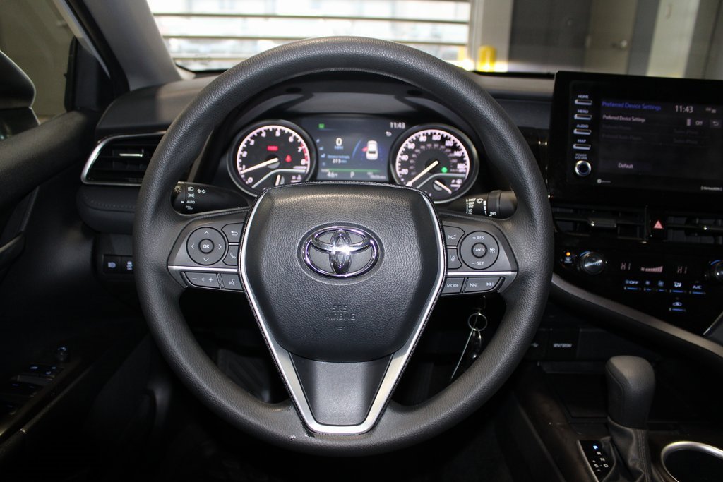 Used 2023 Toyota Camry LE image 19