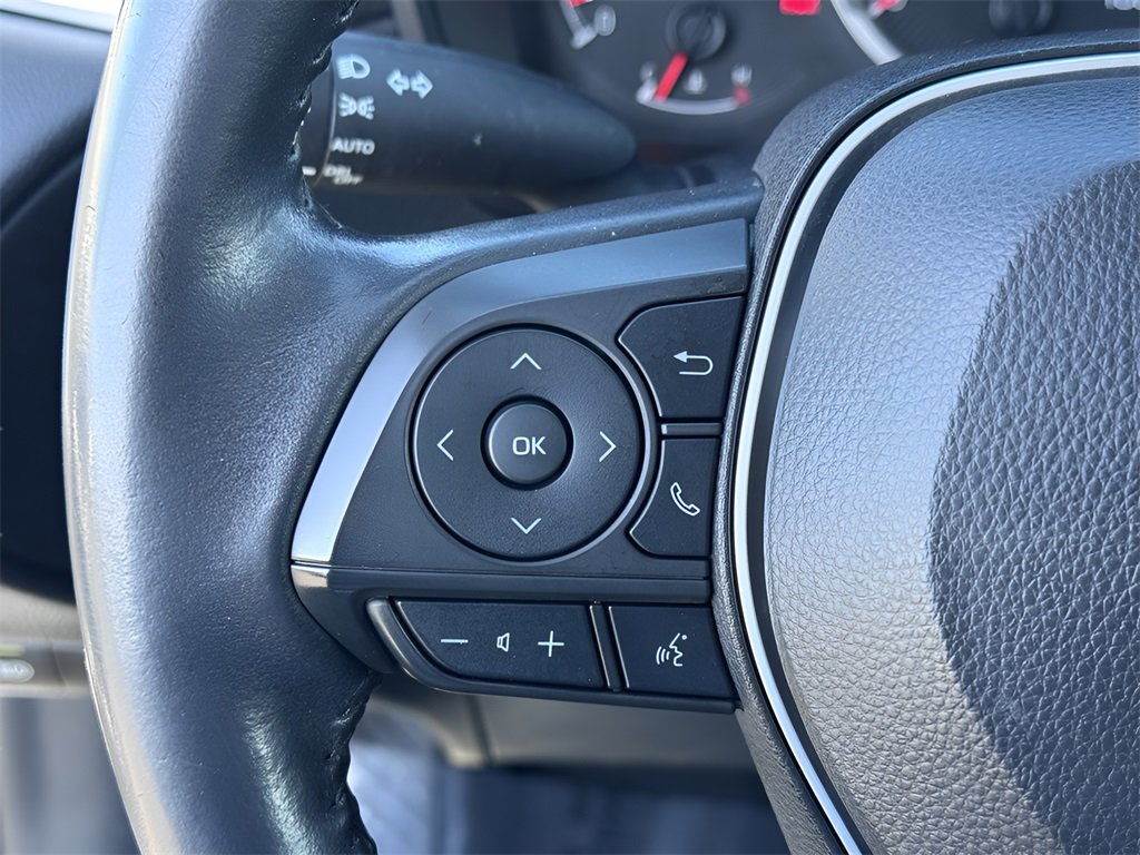 Used 2022 Toyota Corolla Cross LE image 15