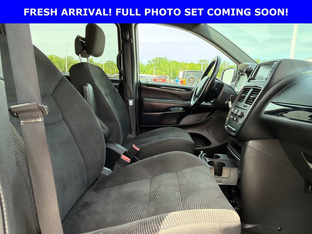 Used 2020 Dodge Grand Caravan SE FWD image 30