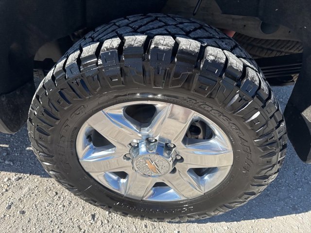 Used 2022 Chevrolet Silverado 2500 LTZ image 31