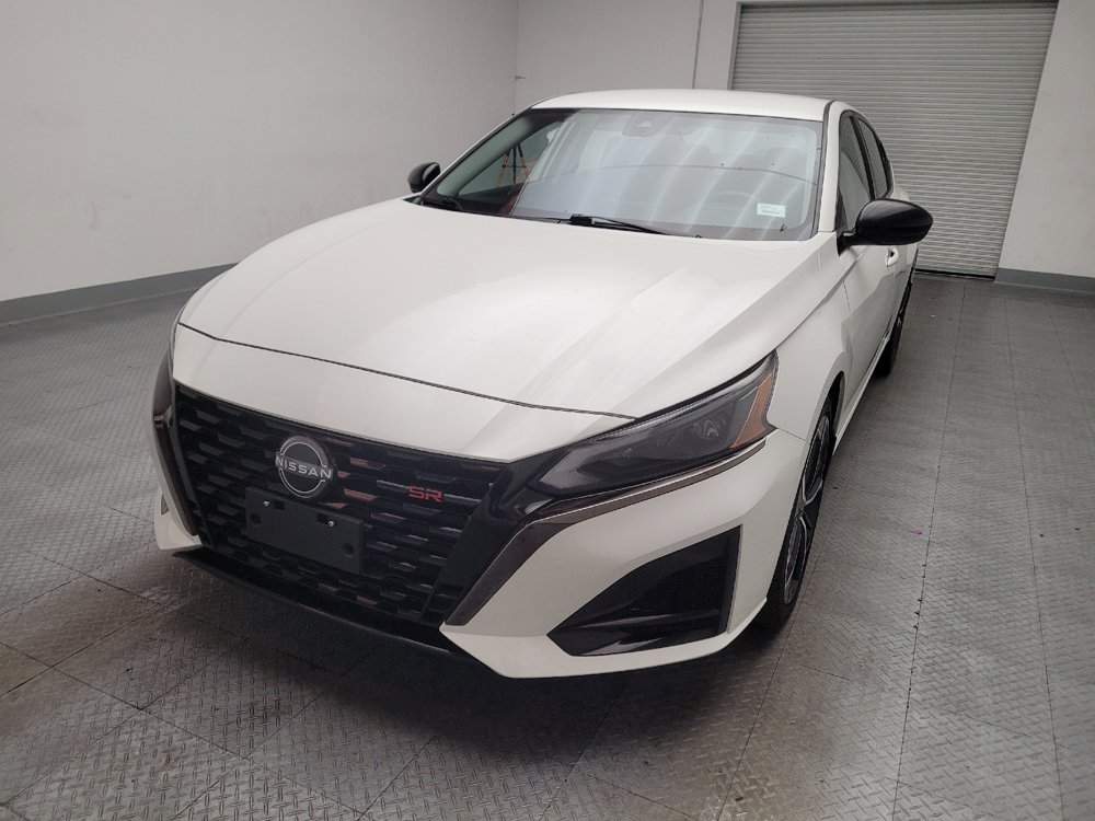 Used 2023 Nissan Altima 2.5 SR FWD image 15