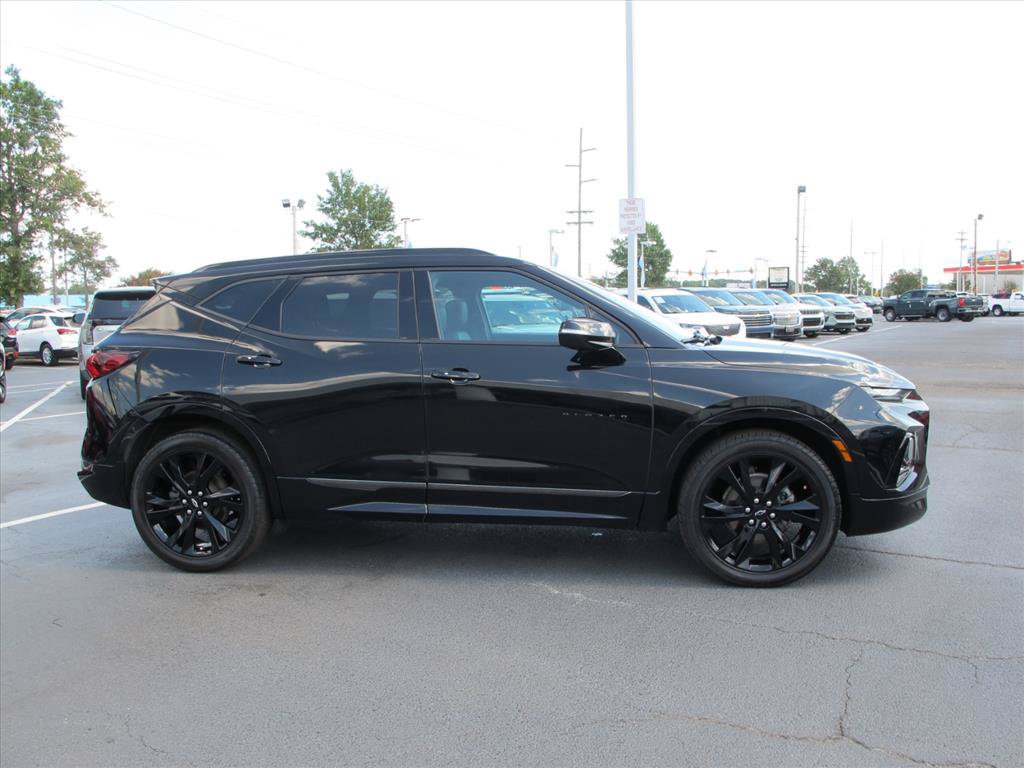 Used 2021 Chevrolet Blazer RS w/ Enhanced Convenience Package FWD image 2