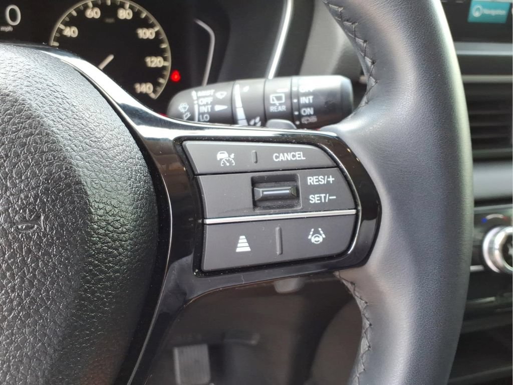 Used 2023 Honda Pilot Touring image 12