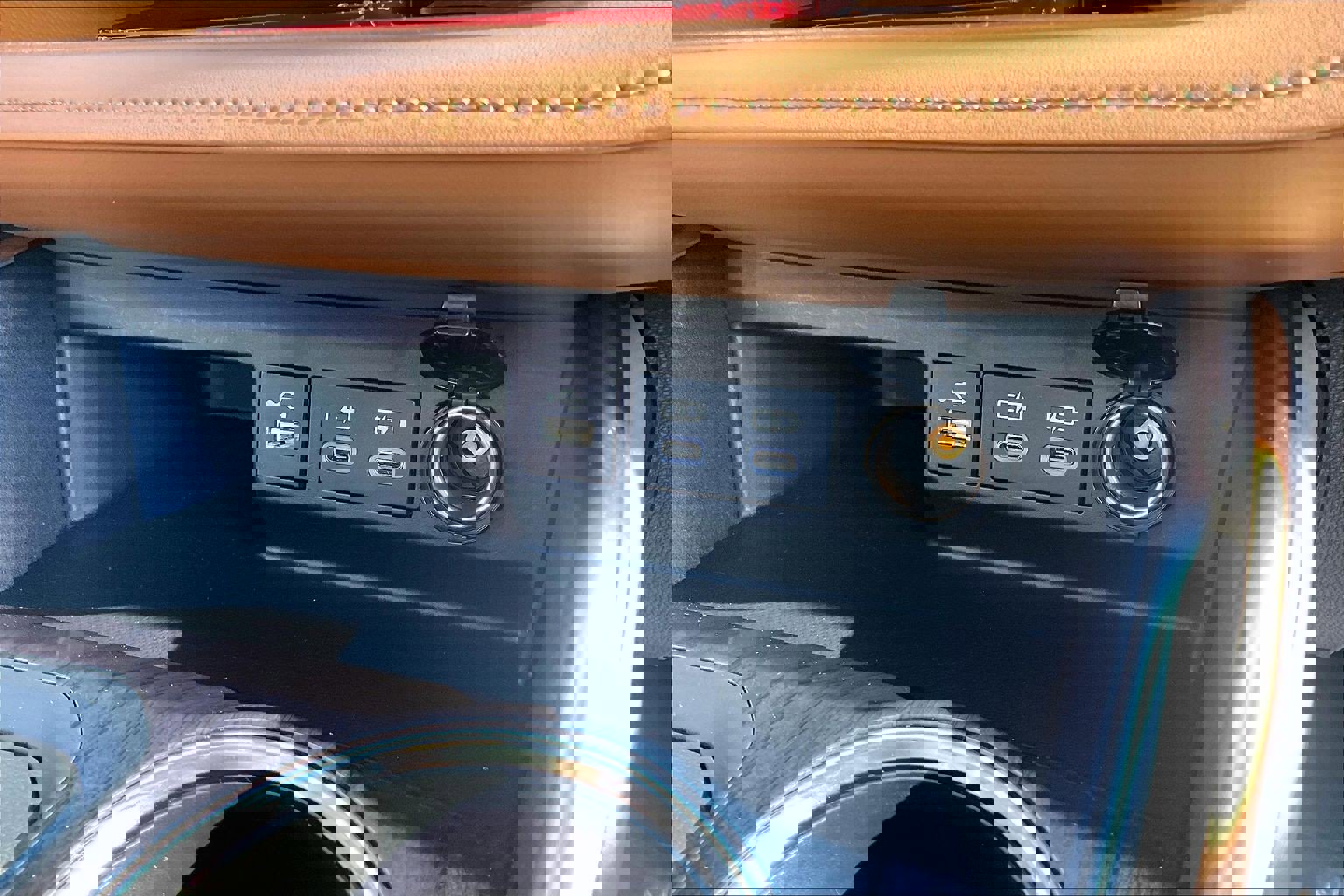 Used 2024 Toyota Highlander Platinum image 40