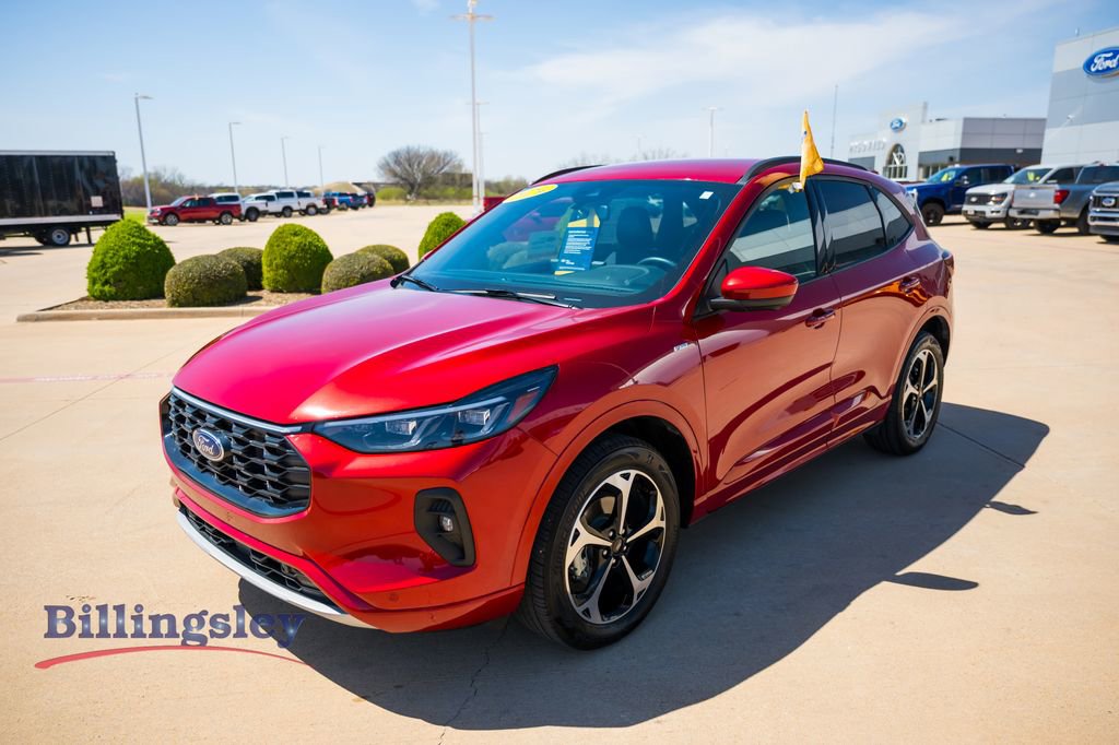 Certified 2024 Ford Escape ST-Line Elite image 3