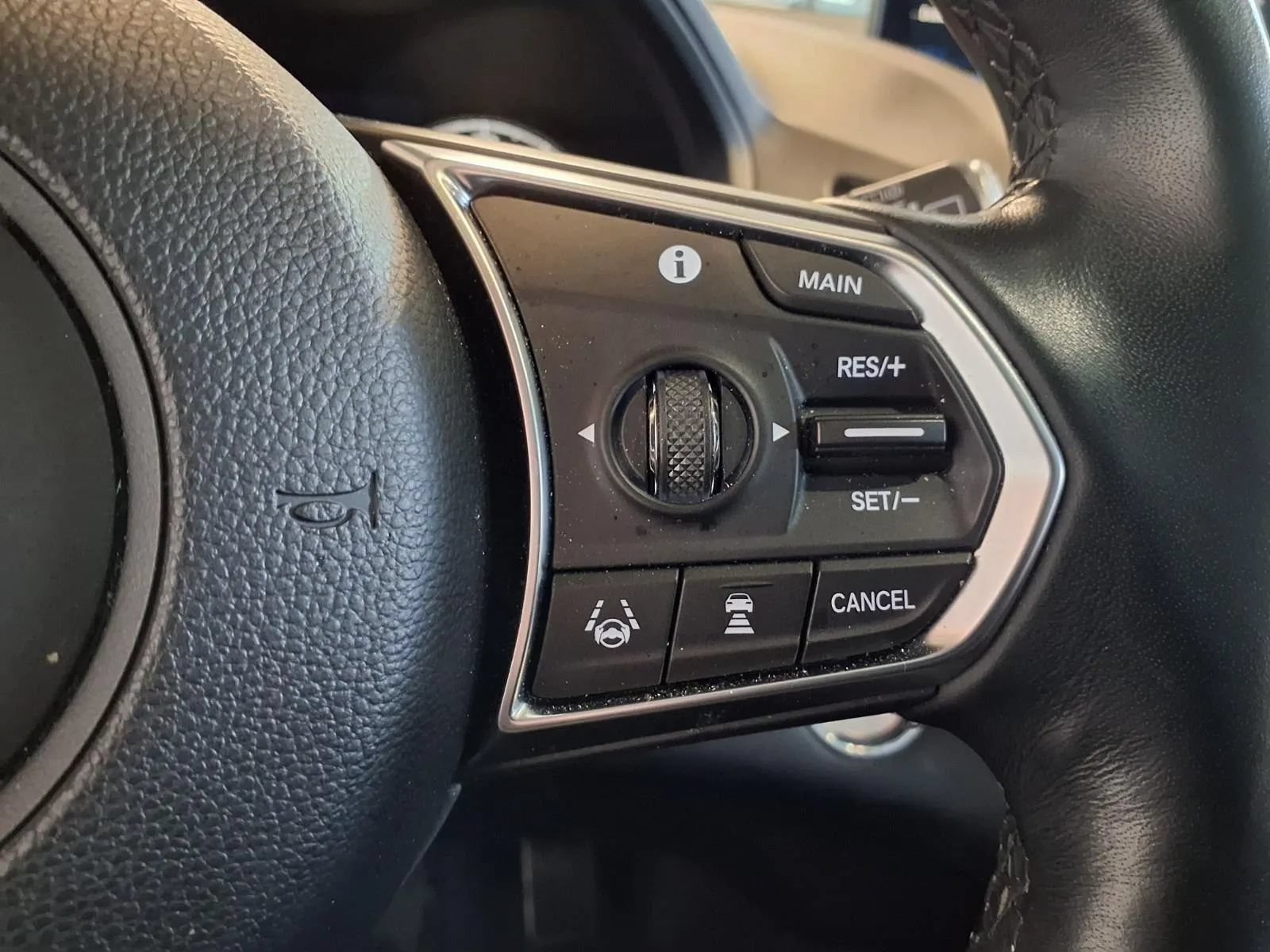 Used 2020 Acura RDX AWD w/ Advance Package image 27