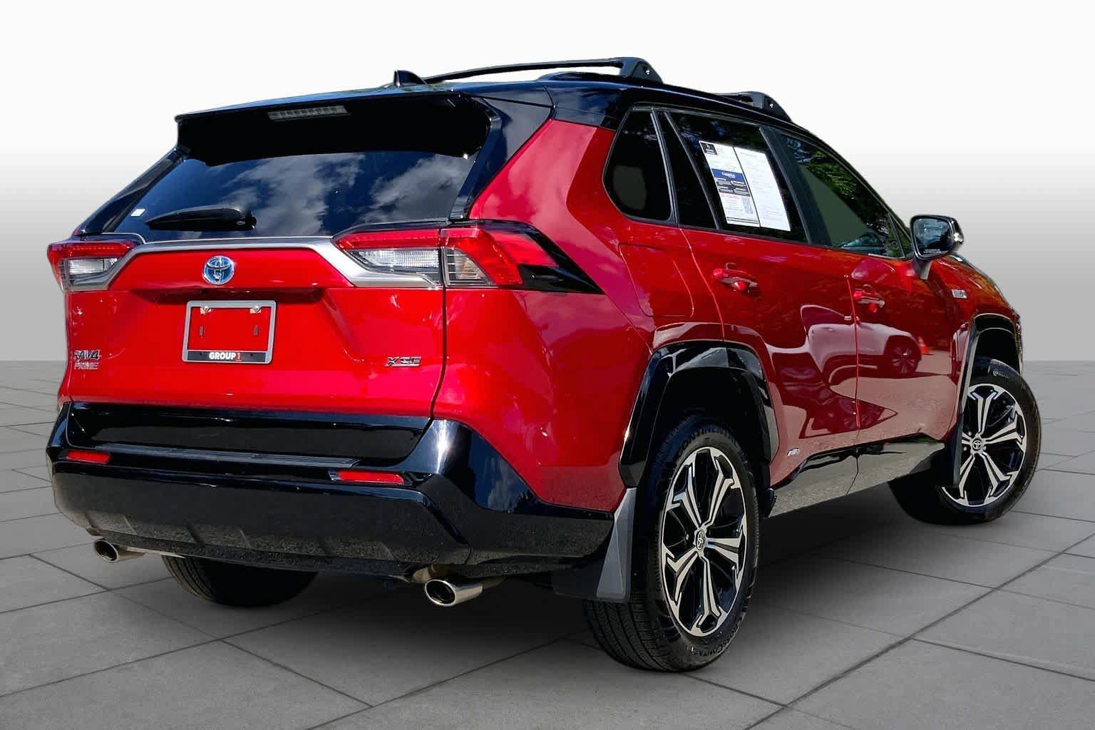 Used 2024 Toyota RAV4 XSE w/ Weather Package AWD/4WD image 13
