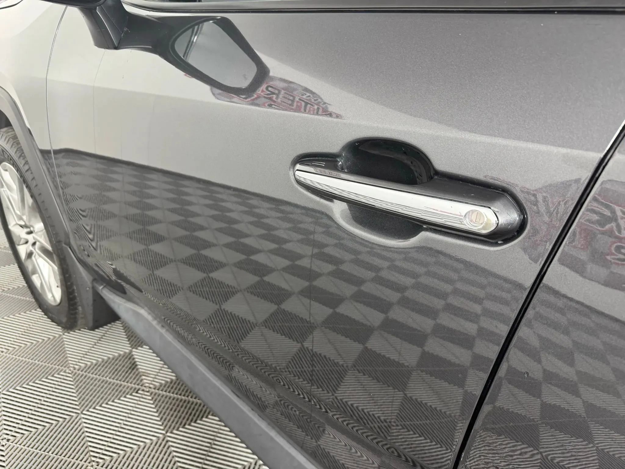 Used 2025 Toyota RAV4 Limited image 26