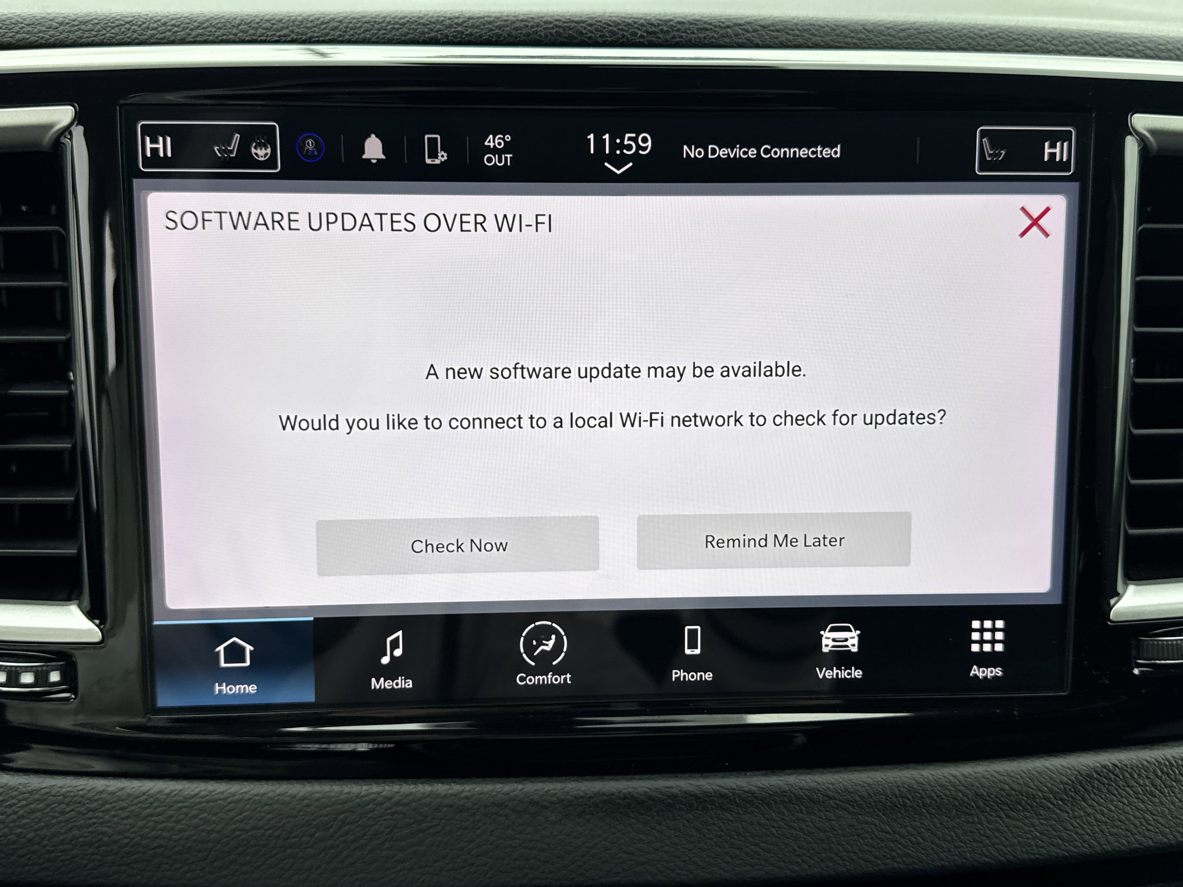 Used 2024 Chrysler Pacifica Touring-L image 18