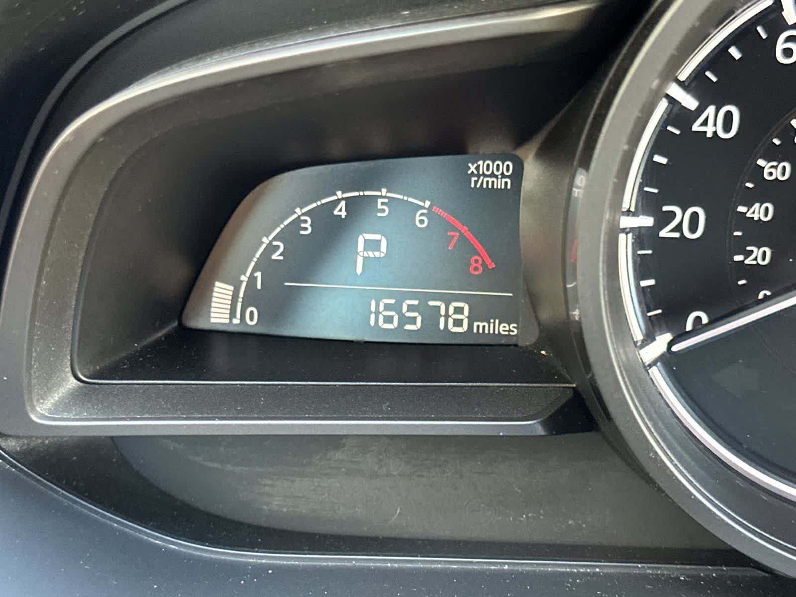 Used 2018 MAZDA MAZDA3 Touring FWD image 25