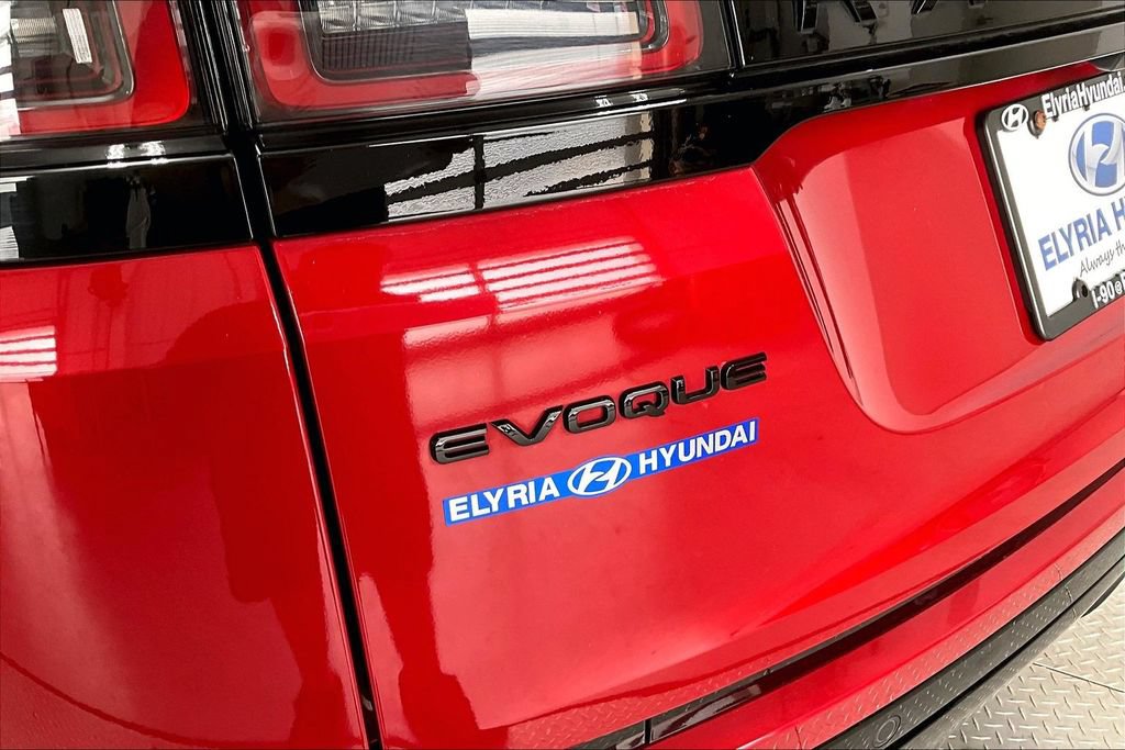 Used 2021 Land Rover Range Rover Evoque R-Dynamic S AWD/4WD image 32