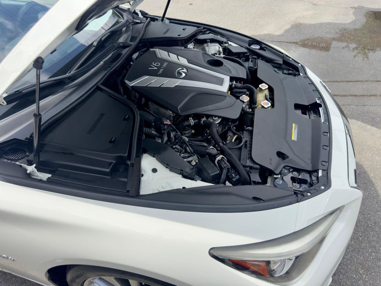 Used 2018 INFINITI Q50 Luxe w/ Essential Package (3.0T Luxe) RWD image 34