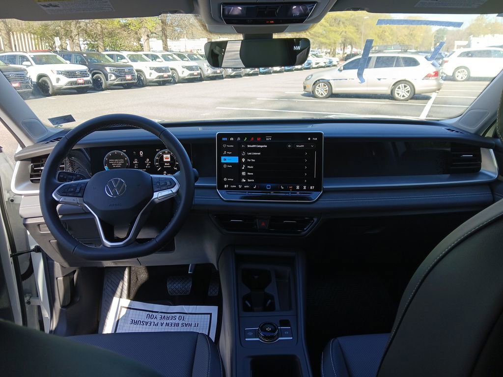 New 2026 Volkswagen Tiguan SE image 12