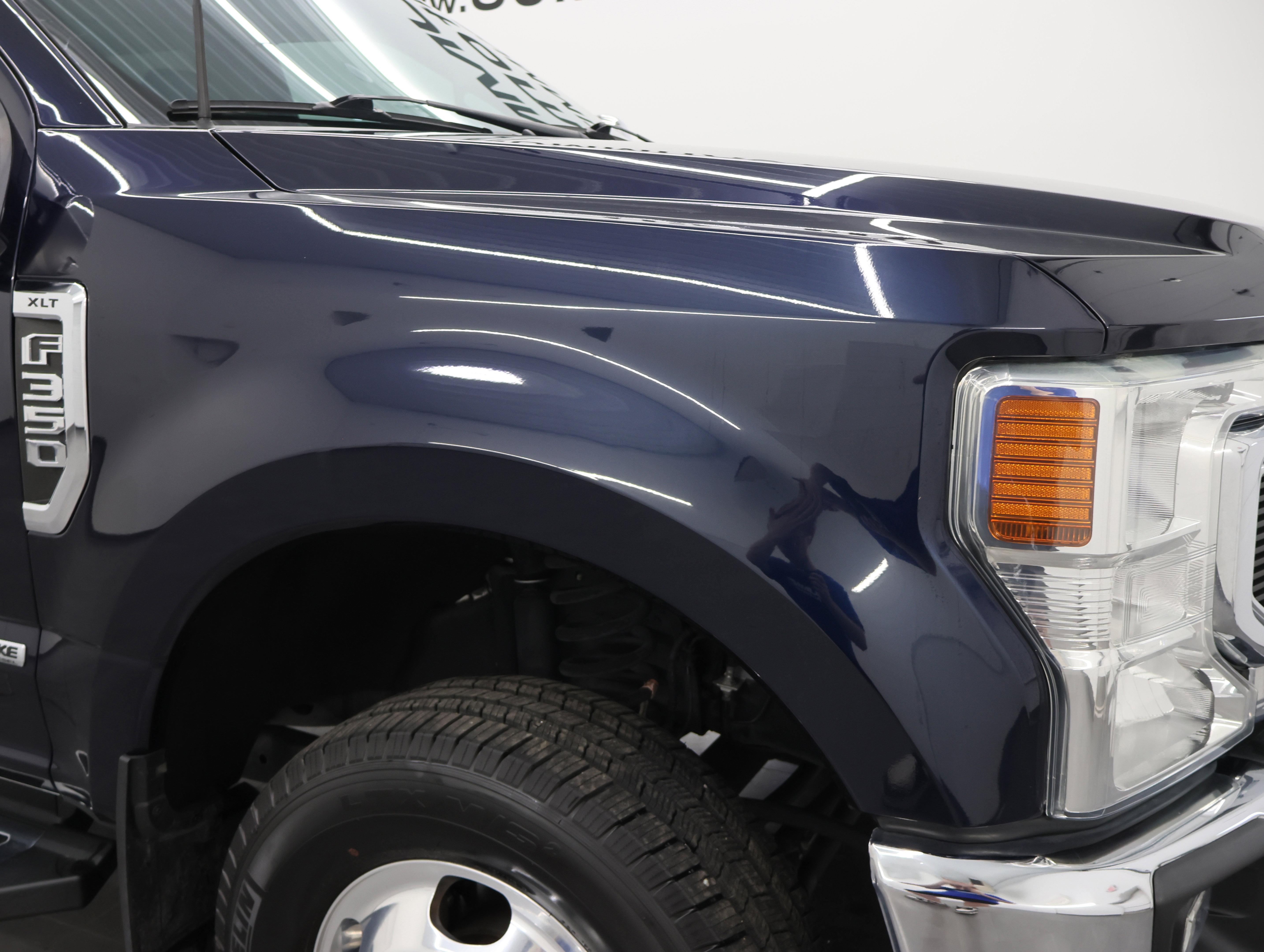 Used 2022 Ford F350 XLT w/ XLT Premium Package AWD/4WD image 22