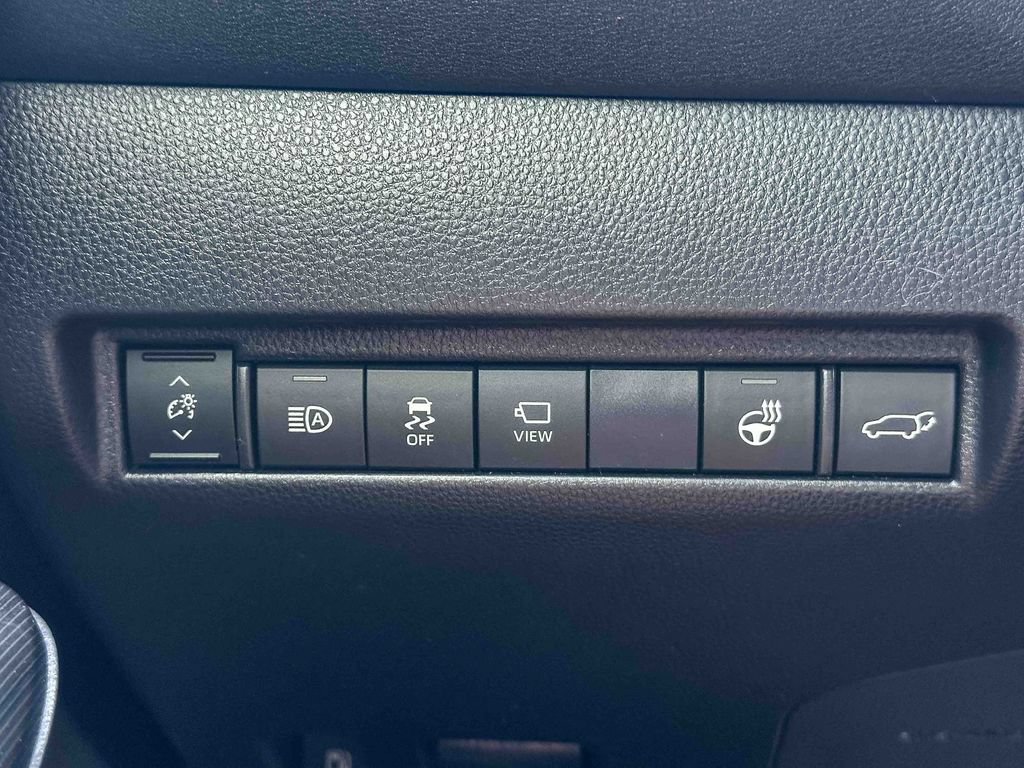Certified 2021 Toyota Venza Limited w/ Advanced Technology Package AWD/4WD image 36