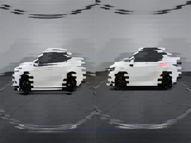 Certified 2025 Toyota Camry SE image 5