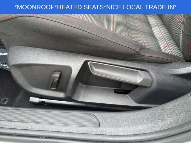 Used 2022 Volkswagen GTI SE image 24