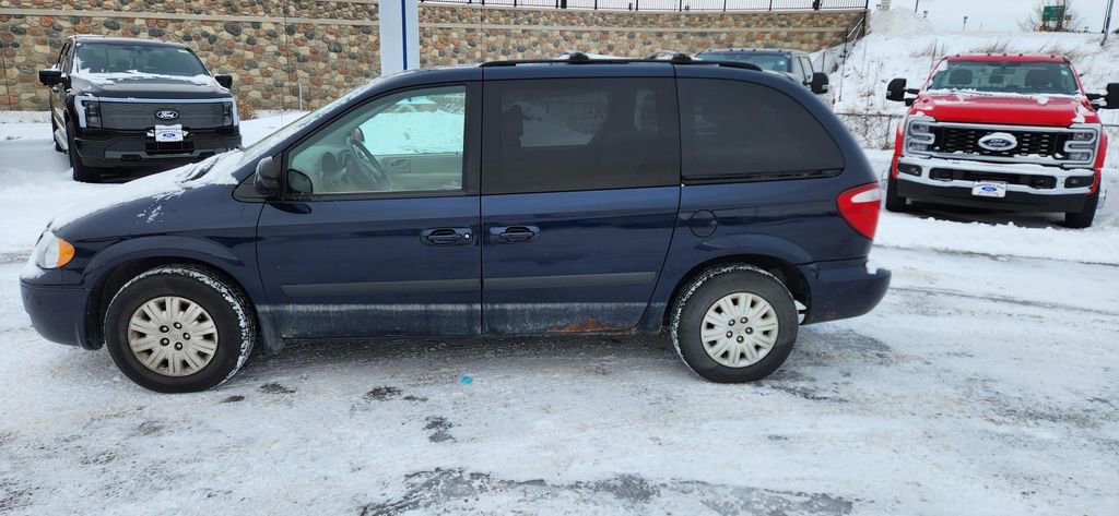 Used 2006 Chrysler Town & Country w/ Popular Equipment Group I