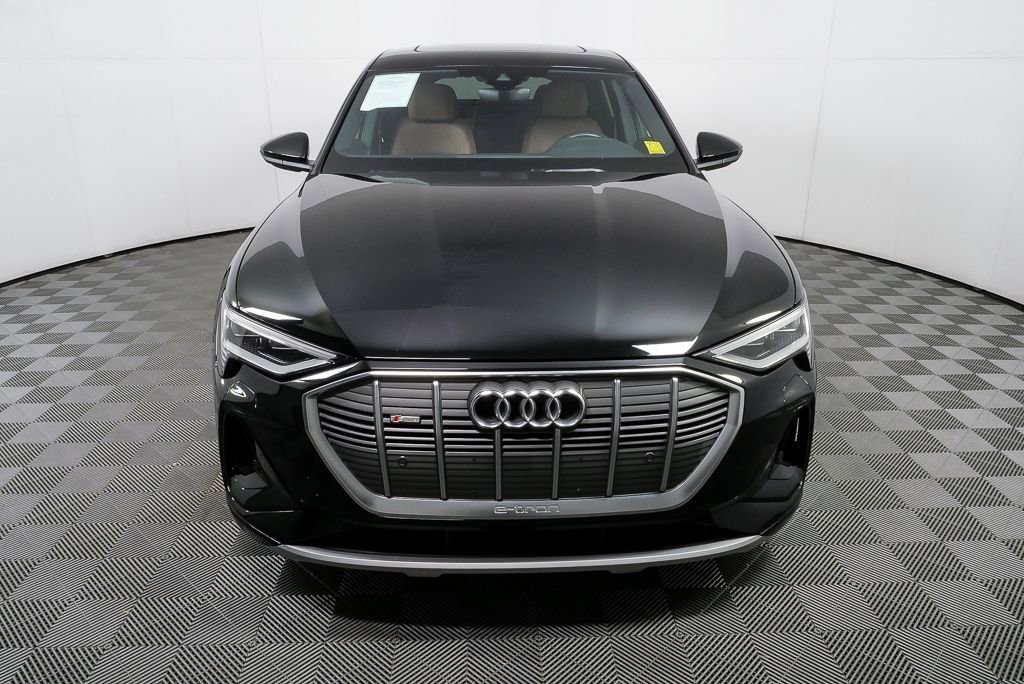 Certified 2022 Audi e-tron Premium image 35