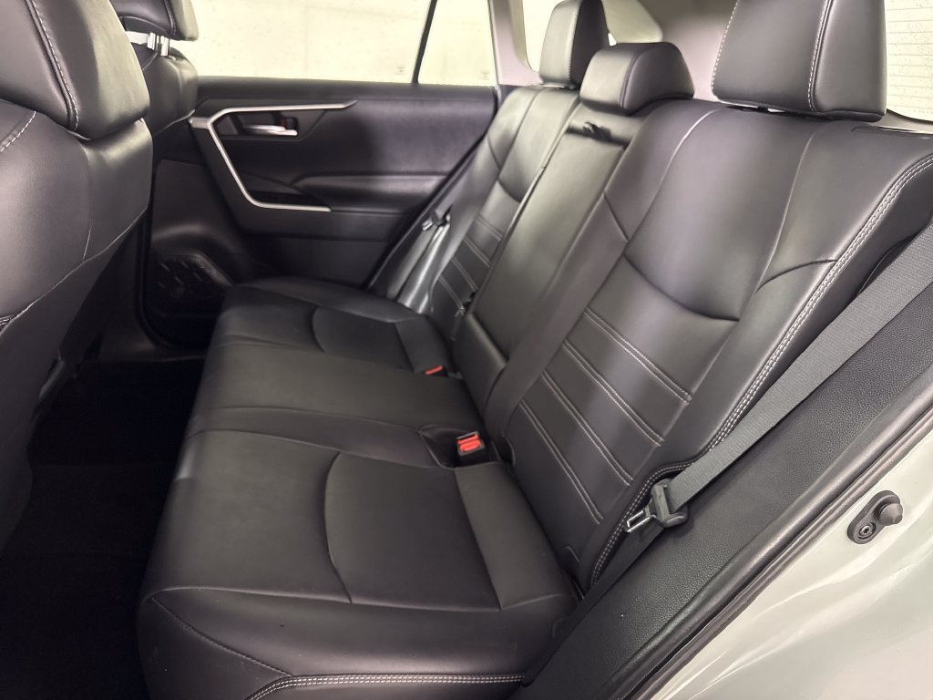Used 2019 Toyota RAV4 XLE Premium w/ Cold Weather Package FWD image 13