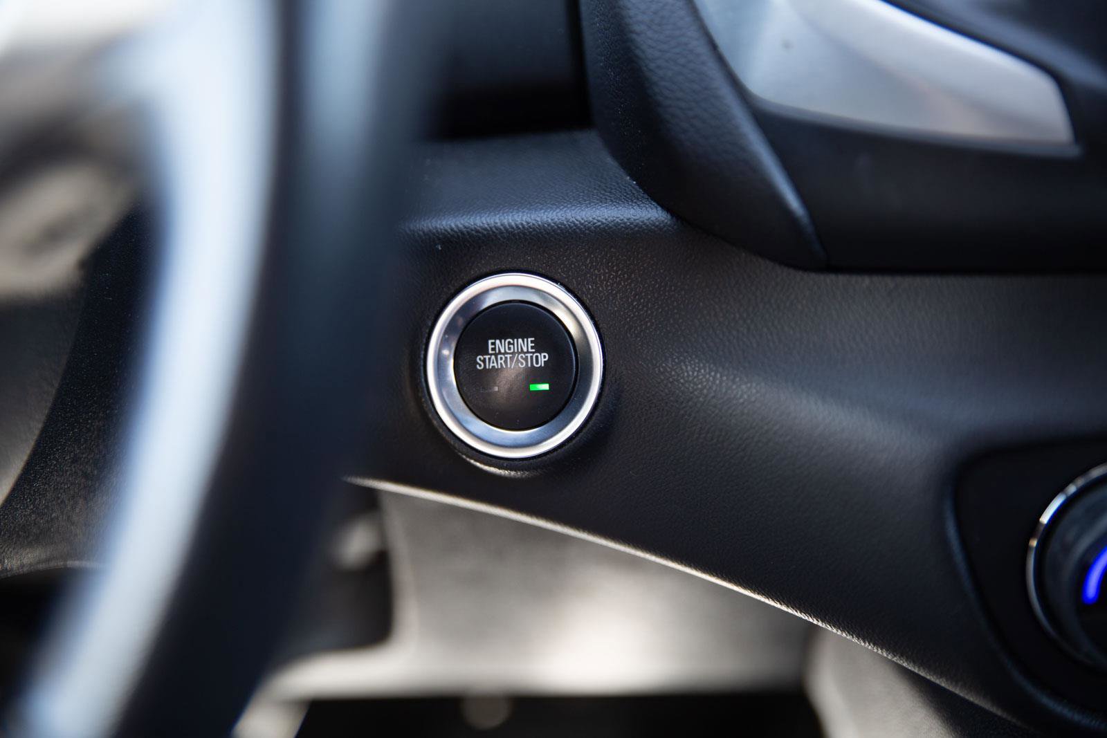 Used 2022 GMC Terrain SLT image 12