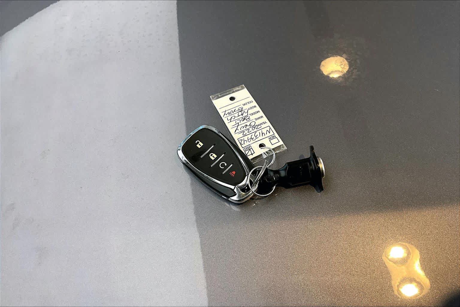 Used 2022 Chevrolet Bolt EUV LT w/ Convenience Package FWD image 12