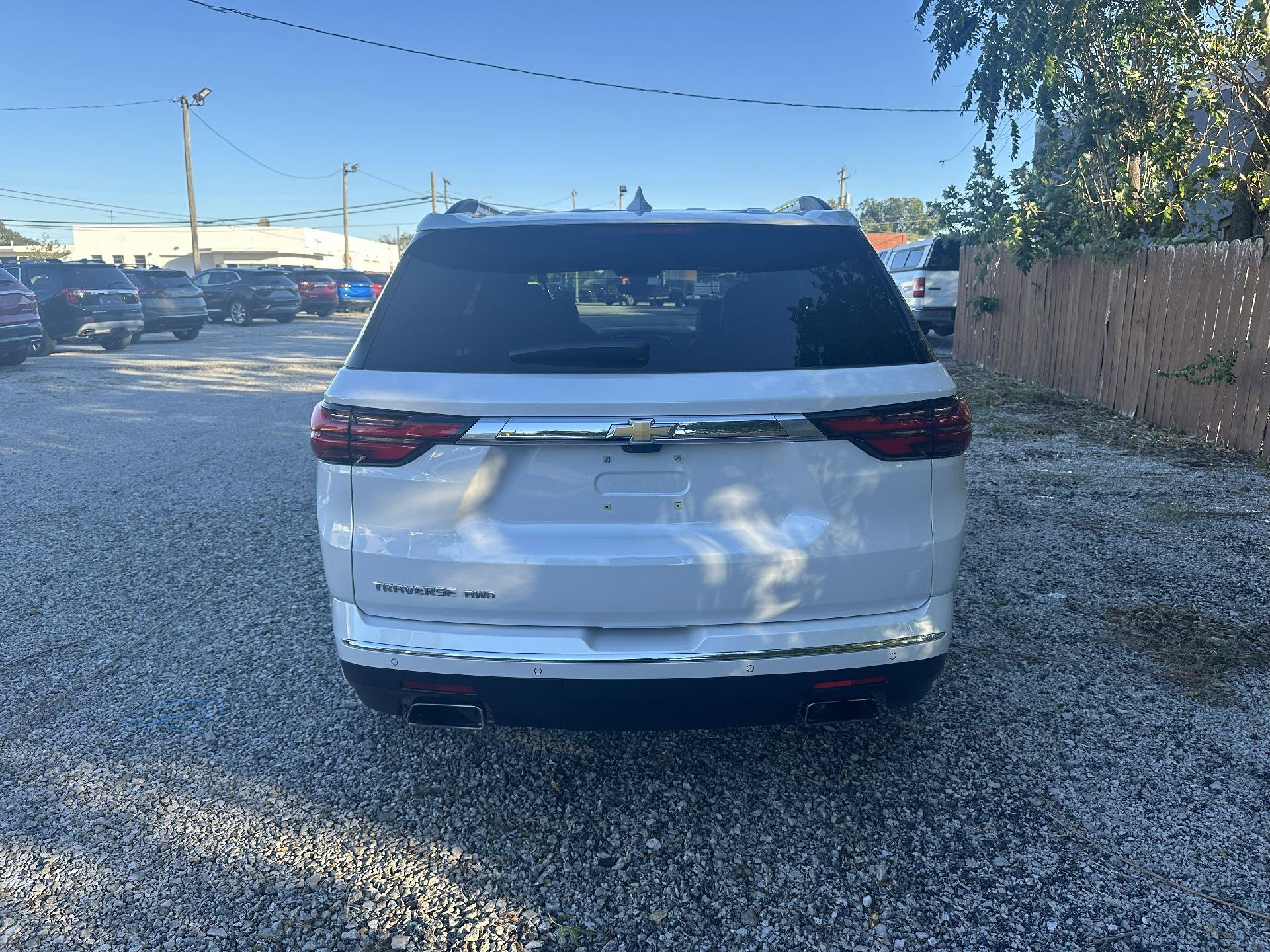 Used 2022 Chevrolet Traverse High Country w/ LPO, Floor Liner Package AWD/4WD image 4