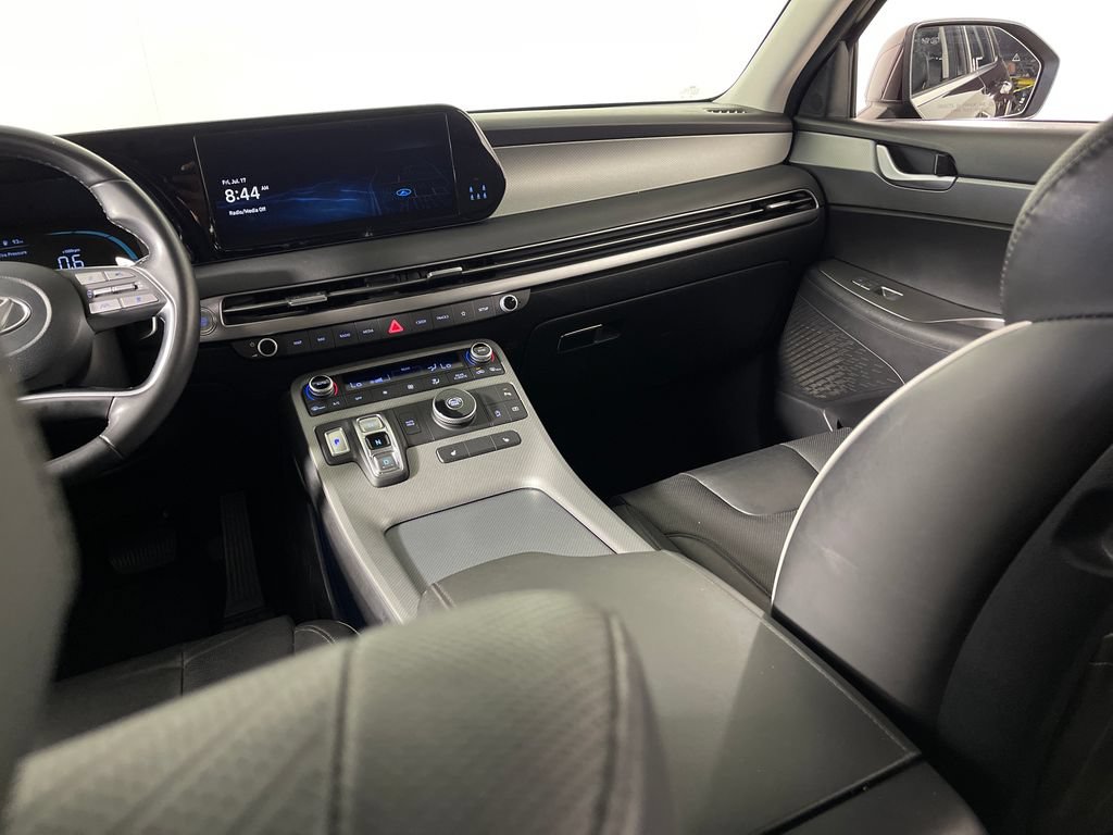 Used 2023 Hyundai Palisade SEL FWD image 17
