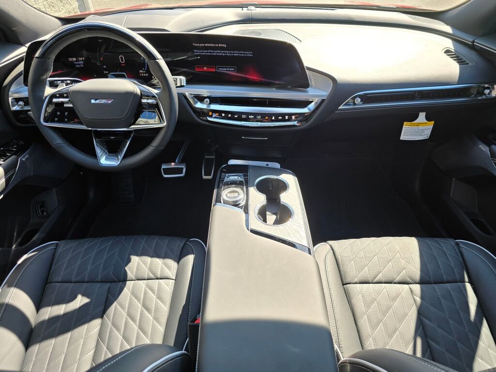New 2026 Cadillac Lyriq V image 19