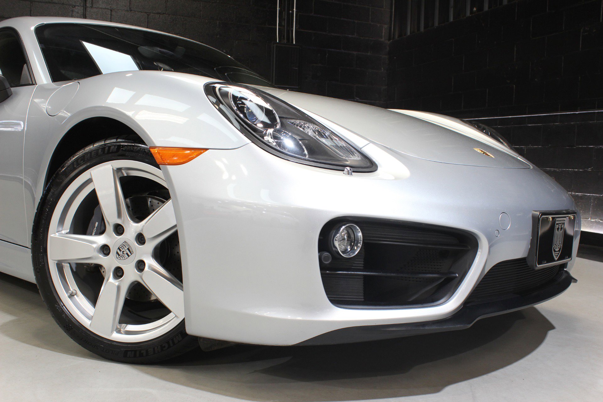 Used 2015 Porsche Cayman image 7