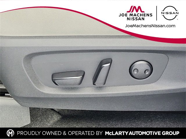 New 2025 Nissan Pathfinder SV image 21