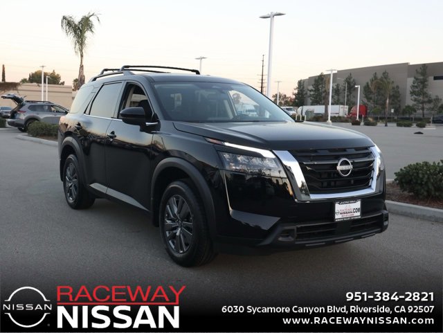 New 2025 Nissan Pathfinder SV