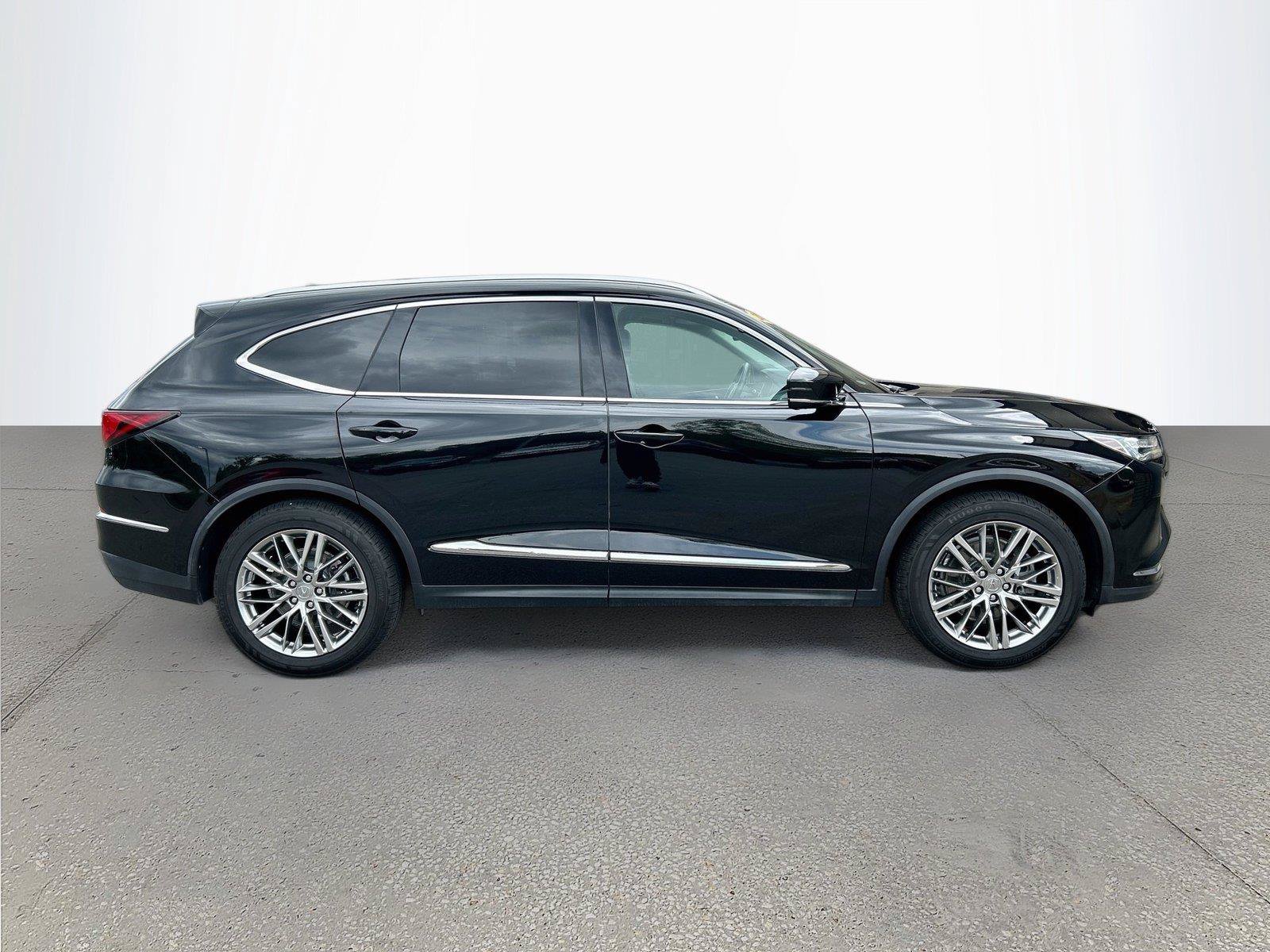 Used 2023 Acura MDX w/ Advance Package AWD/4WD image 3